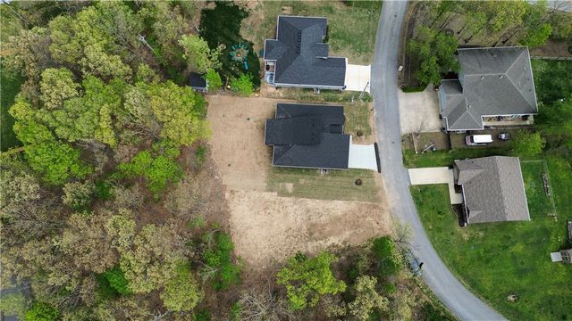 4 Shetland Circle, Bella Vista, AR 72715