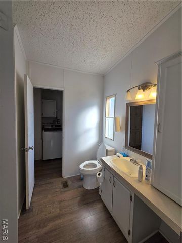 15305 Texas Road, St Robert, MO 65584