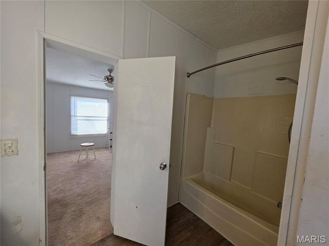 15305 Texas Road, St Robert, MO 65584