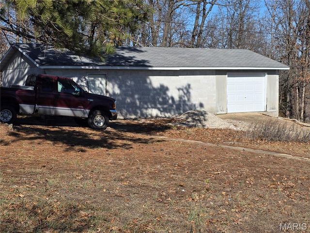 15305 Texas Road, St Robert, MO 65584