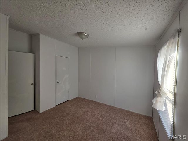 15305 Texas Road, St Robert, MO 65584