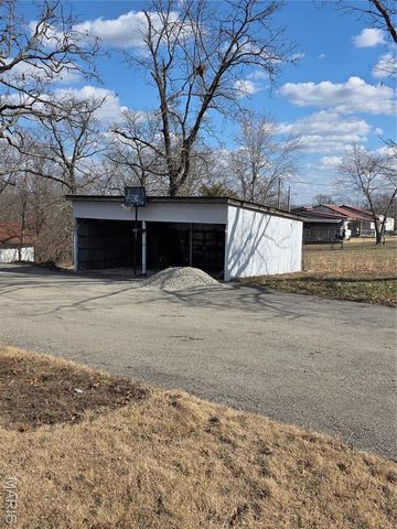 15305 Texas Road, St Robert, MO 65584