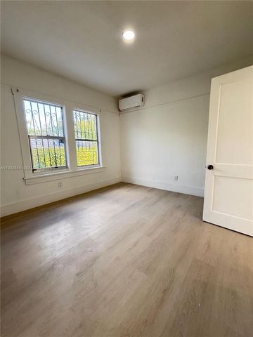 2035 NW 26th St 0, Miami, FL 33142