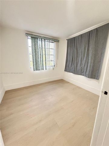 2035 NW 26th St 0, Miami, FL 33142