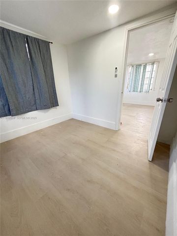 2035 NW 26th St 0, Miami, FL 33142