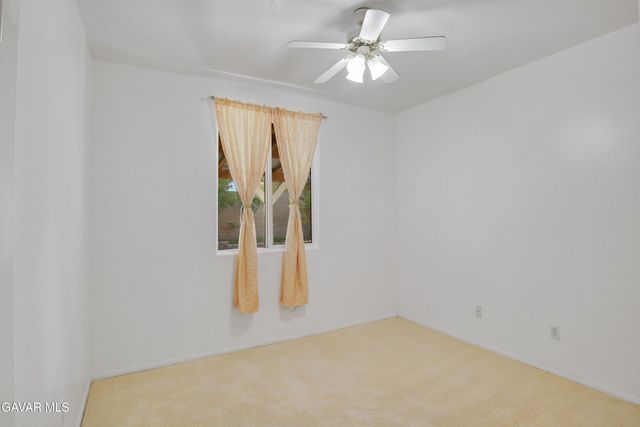 44023 Quarter Street, Lancaster, CA 93536