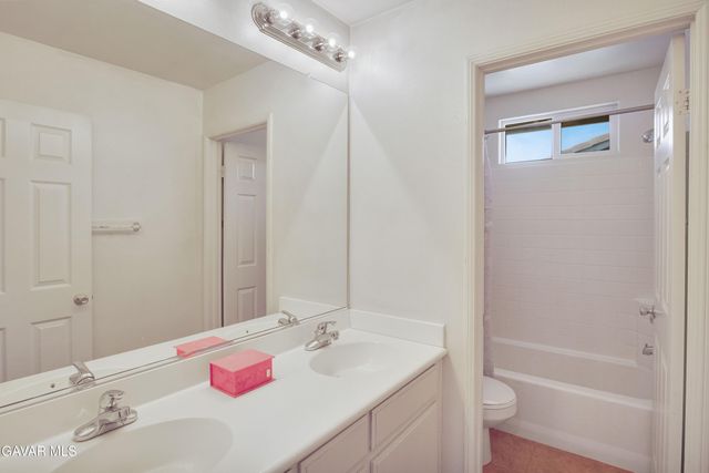 44023 Quarter Street, Lancaster, CA 93536