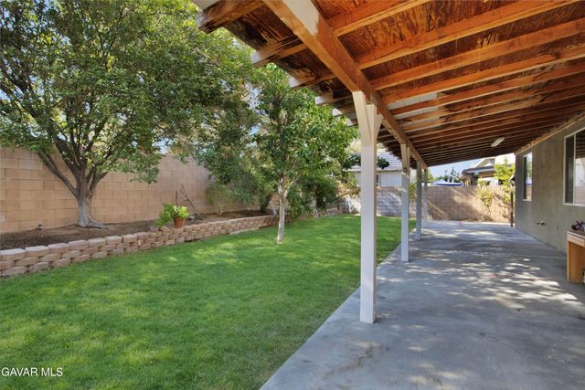 44023 Quarter Street, Lancaster, CA 93536