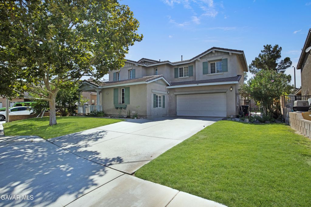 44023 Quarter Street, Lancaster, CA 93536