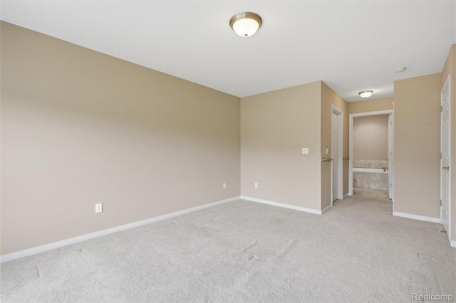 49329 Village Pointe Drive, Shelby Charter Township, MI 48315