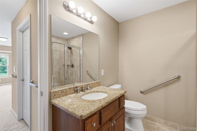 49329 Village Pointe Drive, Shelby Charter Township, MI 48315