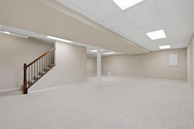 49329 Village Pointe Drive, Shelby Charter Township, MI 48315