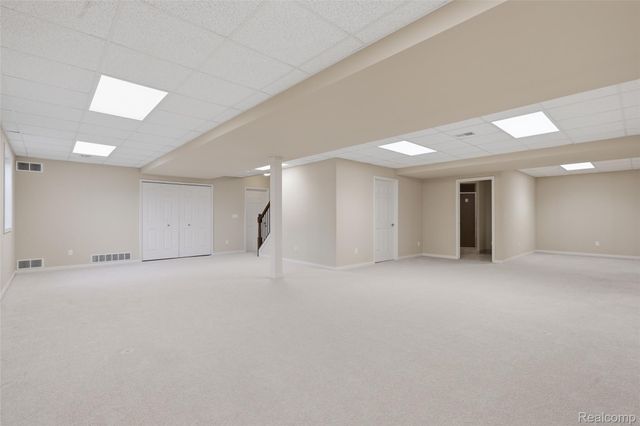 49329 Village Pointe Drive, Shelby Charter Township, MI 48315