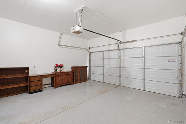 49329 Village Pointe Drive, Shelby Charter Township, MI 48315