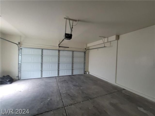 3665 Remington Grove Avenue, North Las Vegas, NV 89081