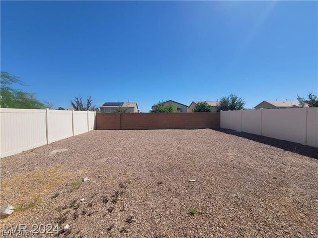 3665 Remington Grove Avenue, North Las Vegas, NV 89081