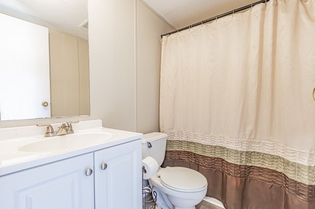 4 Arroyo Court, Nocona, TX 76255