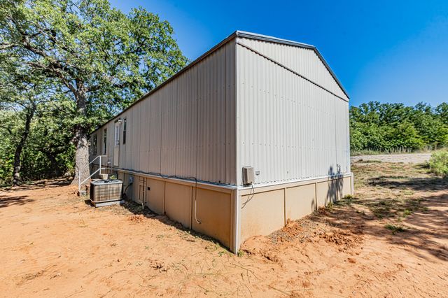 4 Arroyo Court, Nocona, TX 76255