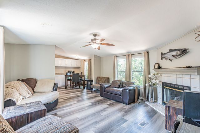 4 Arroyo Court, Nocona, TX 76255