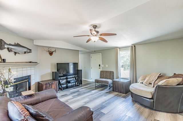 4 Arroyo Court, Nocona, TX 76255