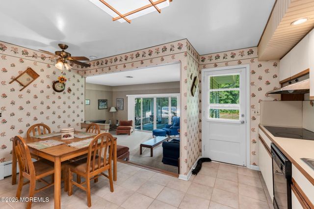 4 Dickinson Avenue, Toms River, NJ 08753