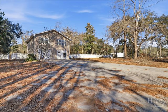 375 Pine Needle Drive, Ellabell, GA 31308