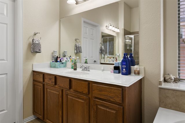8121 Rock Elm Road, Fort Worth, TX 76131