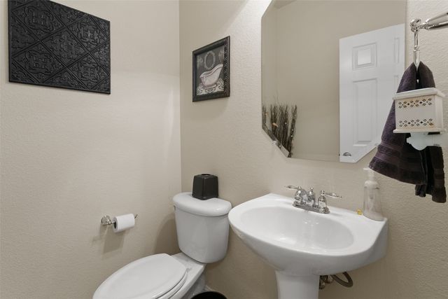 8121 Rock Elm Road, Fort Worth, TX 76131