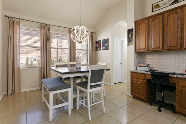 8121 Rock Elm Road, Fort Worth, TX 76131