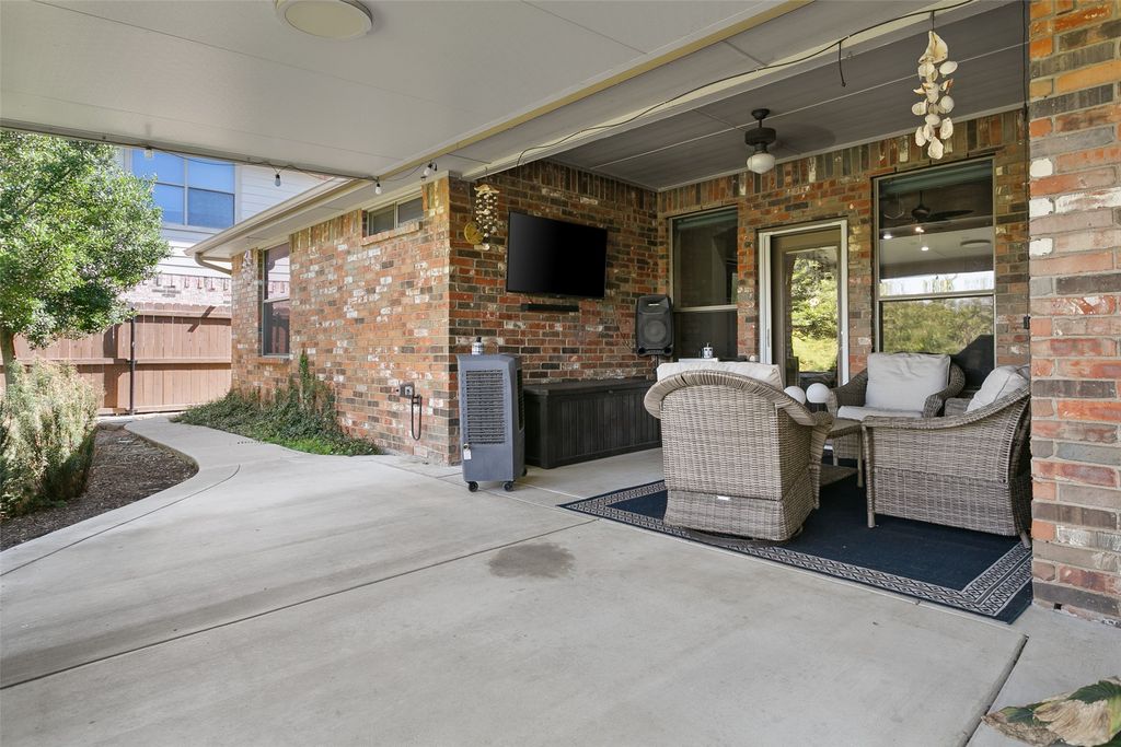 8121 Rock Elm Road, Fort Worth, TX 76131 — photo 4