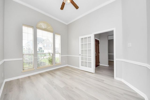 6803 Chapelfield Lane, Houston, TX 77049