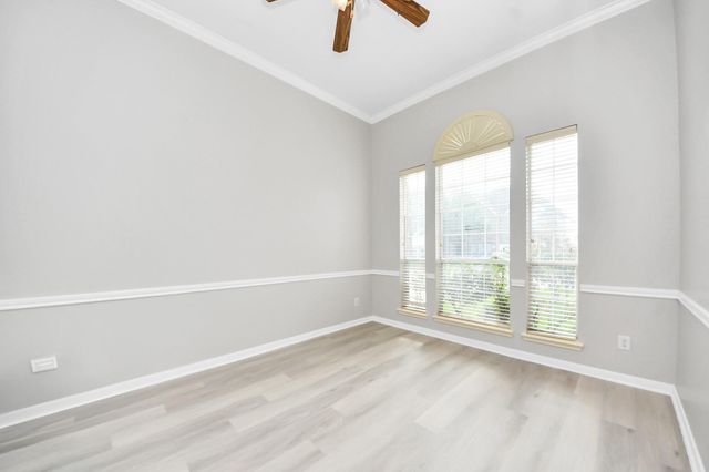 6803 Chapelfield Lane, Houston, TX 77049