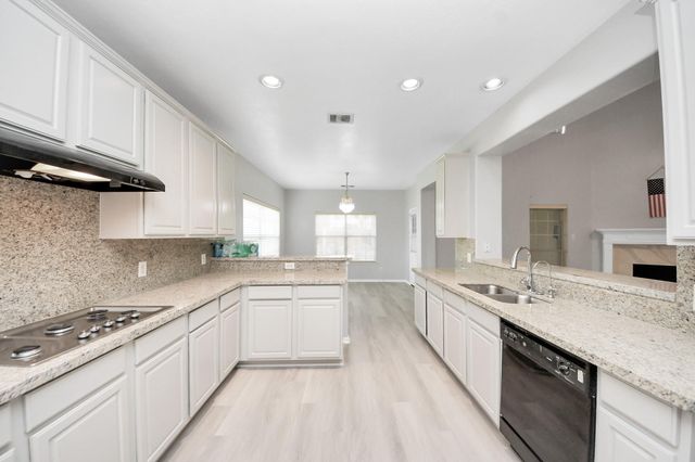 6803 Chapelfield Lane, Houston, TX 77049