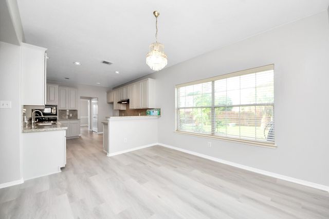 6803 Chapelfield Lane, Houston, TX 77049