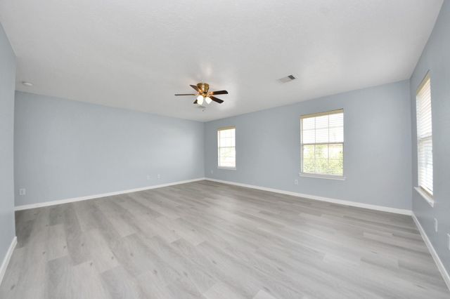 6803 Chapelfield Lane, Houston, TX 77049