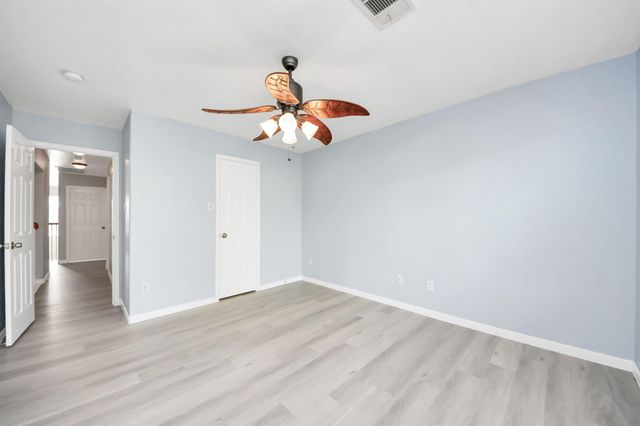 6803 Chapelfield Lane, Houston, TX 77049