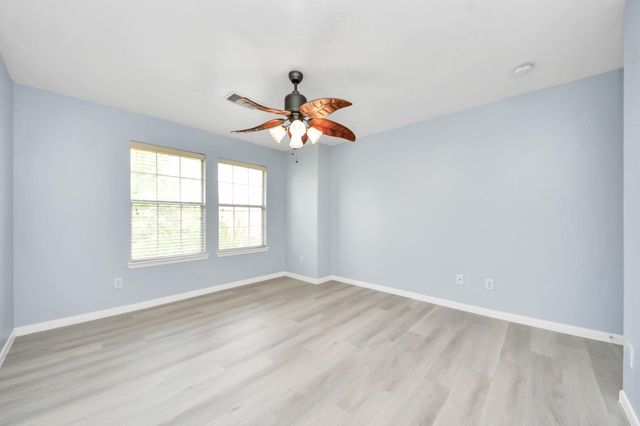 6803 Chapelfield Lane, Houston, TX 77049