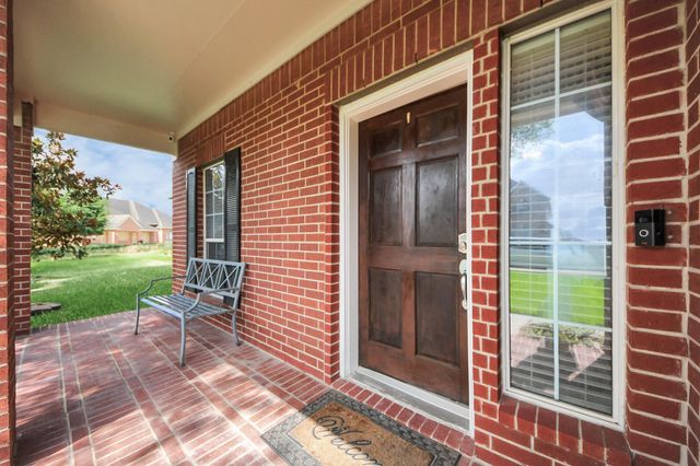 6803 Chapelfield Lane, Houston, TX 77049
