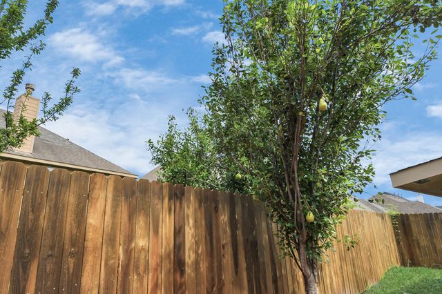 6803 Chapelfield Lane, Houston, TX 77049