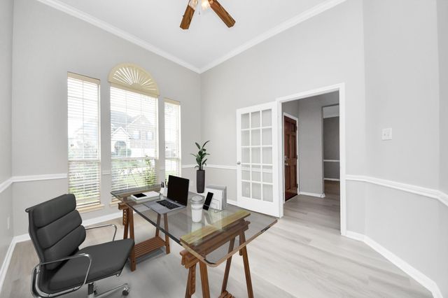 6803 Chapelfield Lane, Houston, TX 77049