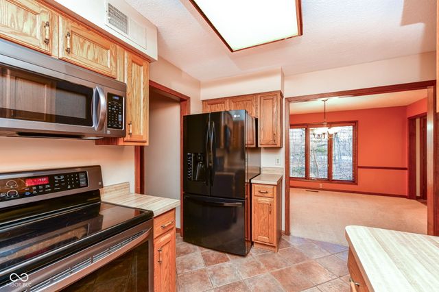 10700 E 106th Street, Fishers, IN 46037