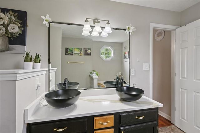 224 Solomon Drive, Ellenwood, GA 30294