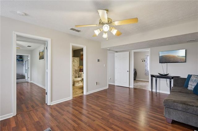 224 Solomon Drive, Ellenwood, GA 30294