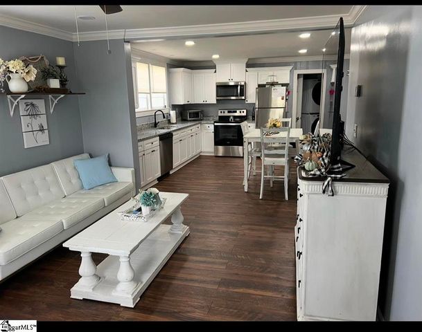 295 Werts Street, Greenville, SC 29605