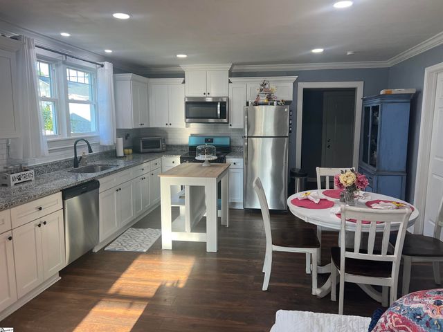295 Werts Street, Greenville, SC 29605