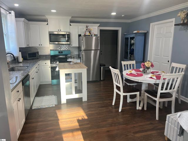295 Werts Street, Greenville, SC 29605