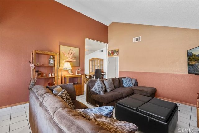 6765 Jadeite, Alta Loma, CA 91701