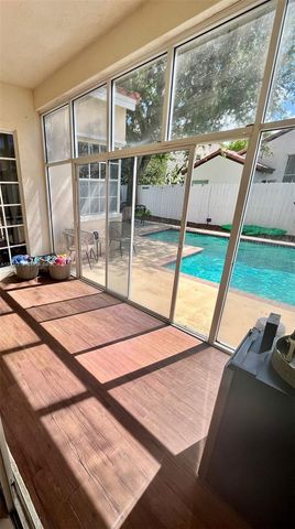300 Cameron Dr, Weston, FL 33326