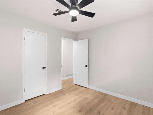 5925 Hanson Drive, Watauga, TX 76148