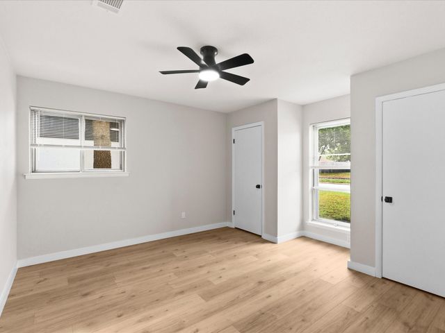 5925 Hanson Drive, Watauga, TX 76148